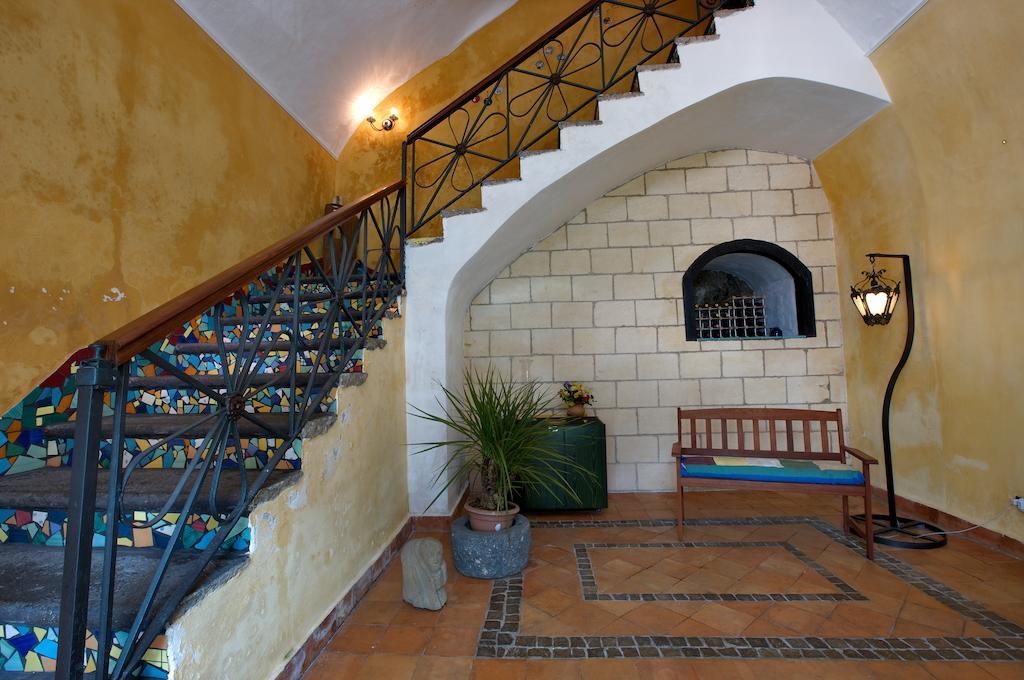Bed and Breakfast La Casa Di Donn'Amelia Molina  Экстерьер фото